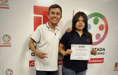 ¡HISTÓRICO LOGRO ACADÉMICO! EDNA LICETH PULECIO BARRERA