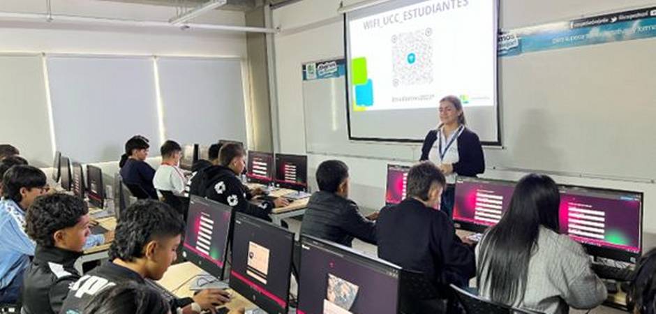Evento en la Universidad Cooperativa Universitario por un Día