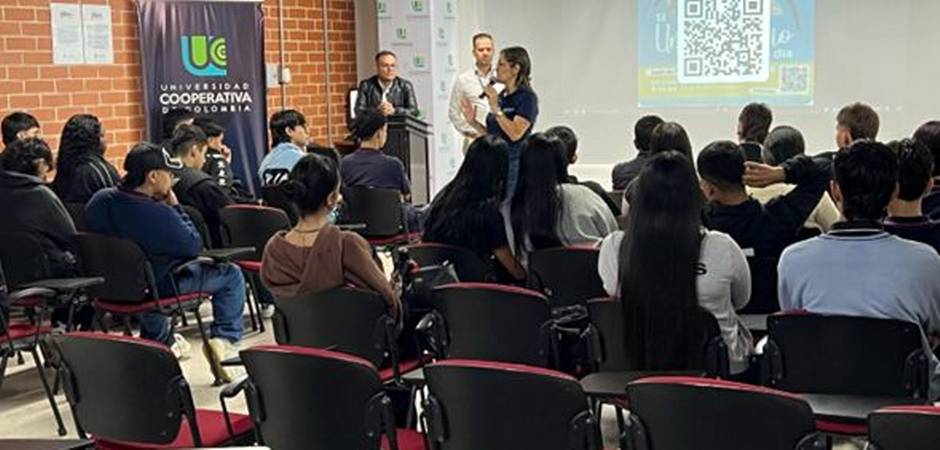Evento en la Universidad Cooperativa Universitario por un Día